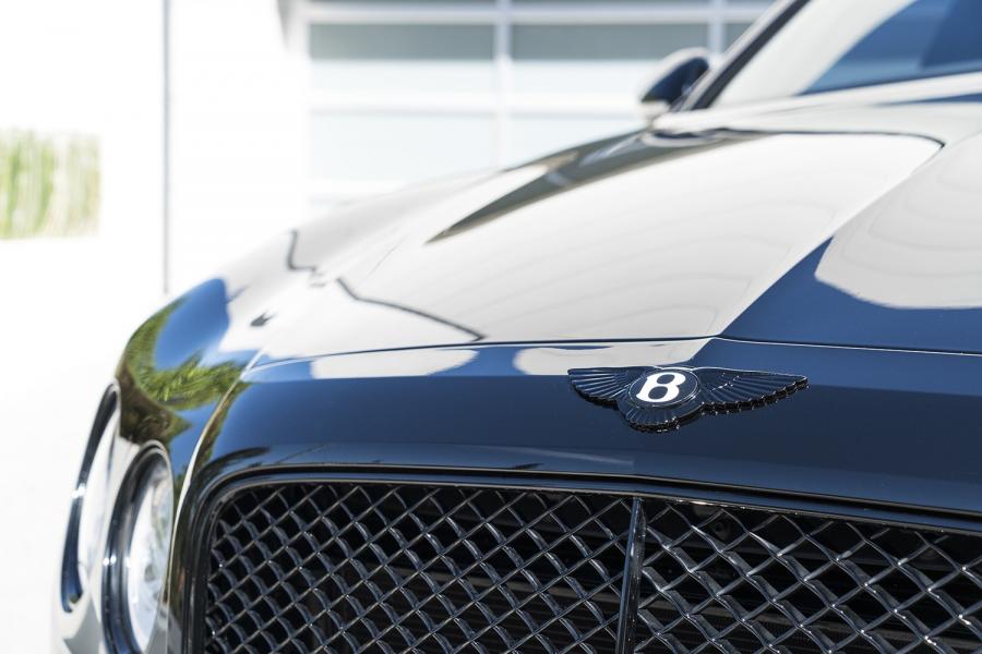 Логотип Bentley Flying Spur on Forgiato Wheels (F2.15-M) 2016 года  (фото 8 из 11)